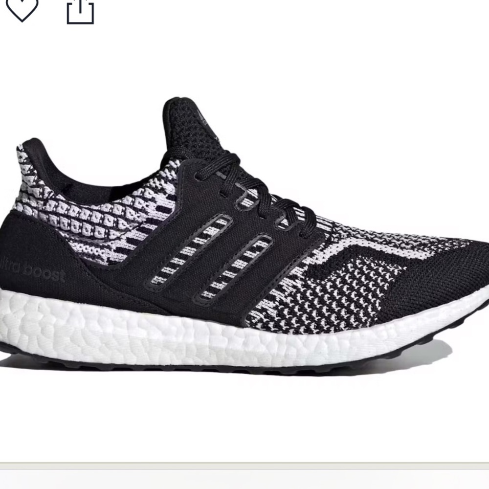 adidas Ultra Boost 5.0 DNA Oreo size 8